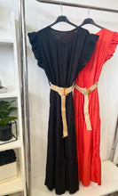 Kép betöltése a galériamegjelenítőbe: 24609 MANGÓ fodros vászon maxi ruha övvel
