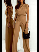 Kép betöltése a galériamegjelenítőbe: 39622 KAREN nadrág + felső szett
