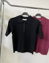 Kép betöltése a galériamegjelenítőbe: 63443 EMILY galléros rövid ujjú felső
