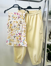 Kép betöltése a galériamegjelenítőbe: 11161 VIRÁG top
