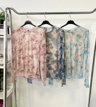 Kép betöltése a galériamegjelenítőbe: 18123 VIRÁG MINTÁS necc felső
