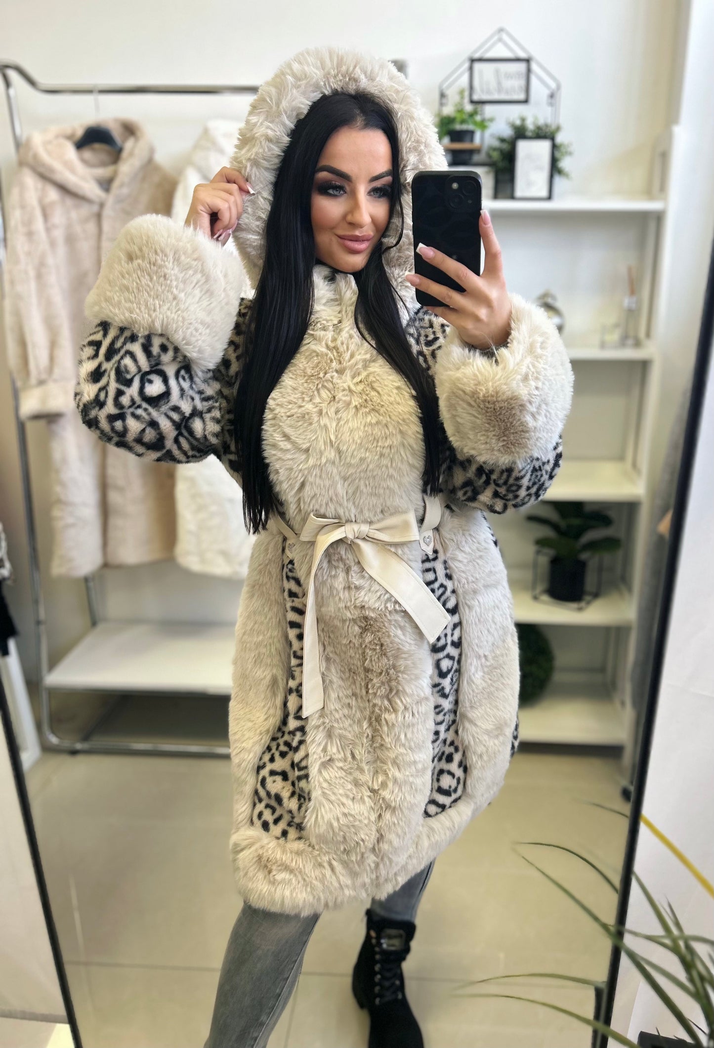 8679 LEONA leopárd műszőrme bunda