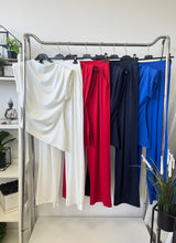 Kép betöltése a galériamegjelenítőbe: 39622 KAREN nadrág + felső szett
