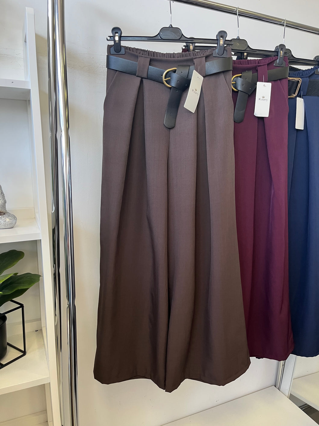 33206 MIA bőszárú őszi nadrág