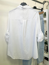 Kép betöltése a galériamegjelenítőbe: 15025 POLLA vászon ing bronz flitter diszítéssel
