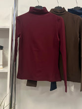 Kép betöltése a galériamegjelenítőbe: 65953 LIZA pamut garbó felső
