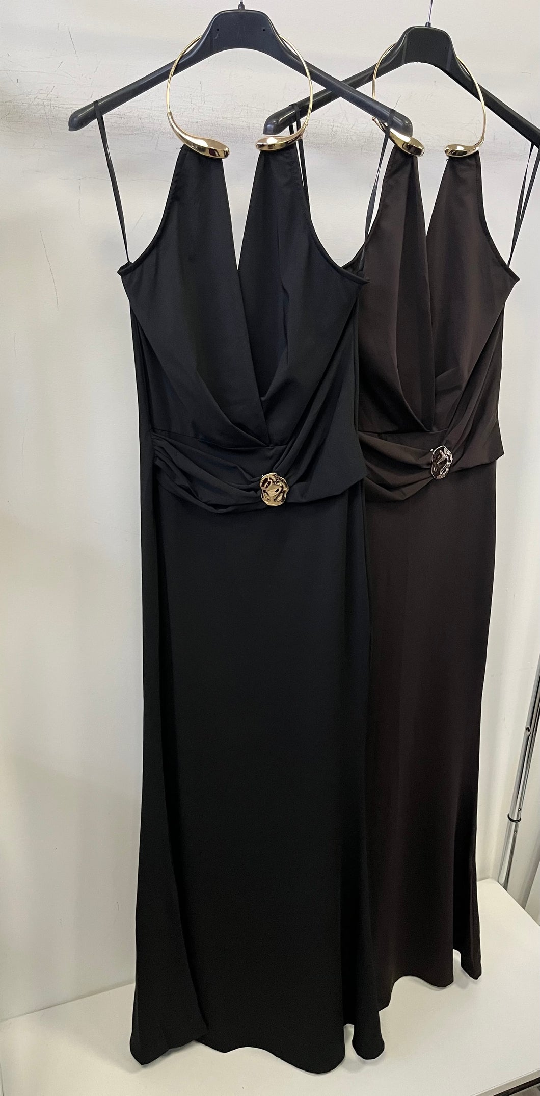 26083 LINETTA alkalmi ruha alkalmi fém nyaklánccal