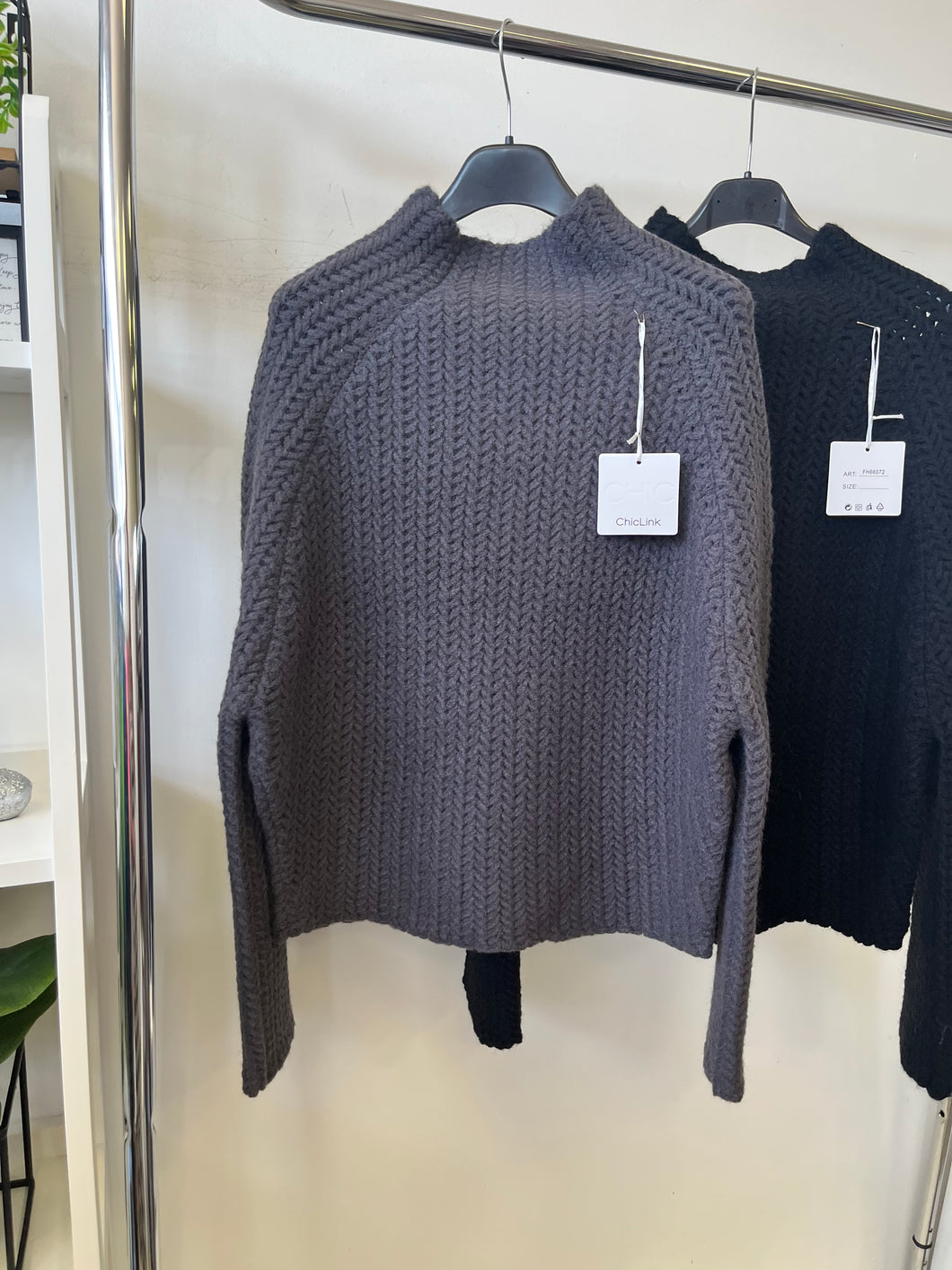 66072 OLIVIA vastag kötésű pulóver