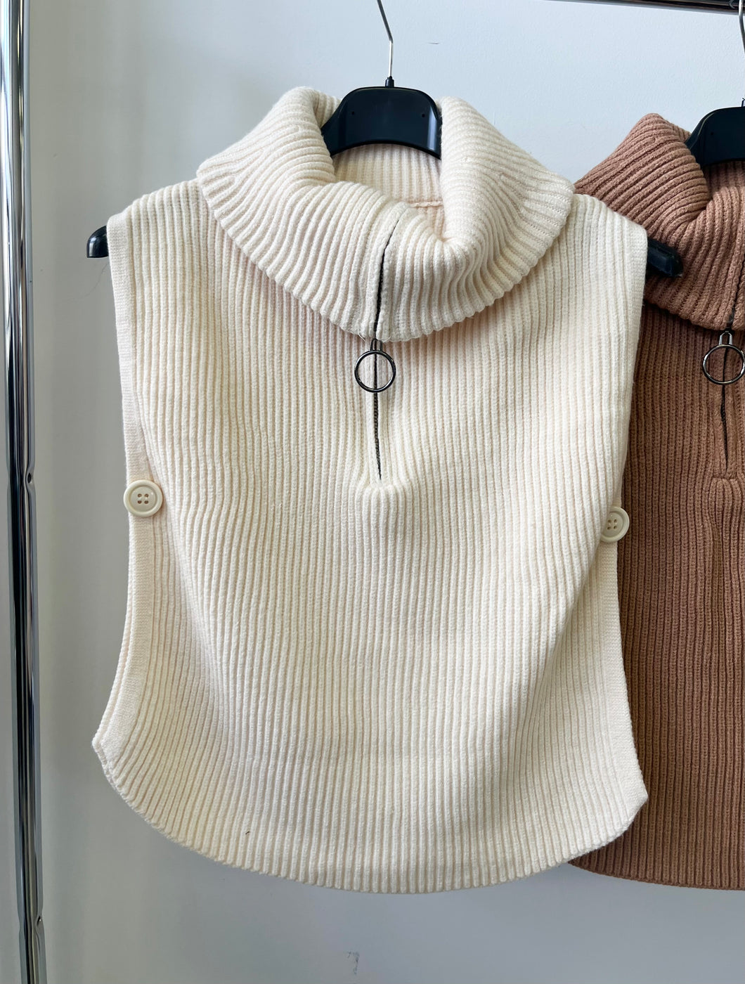 3038 BIANCA cipzáros , oldalt gombos kötött mellèny