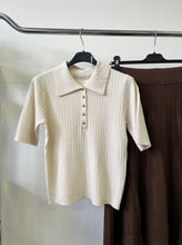 Kép betöltése a galériamegjelenítőbe: 63443 EMILY galléros rövid ujjú felső
