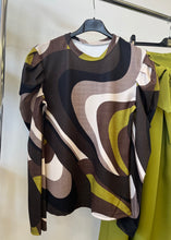 Kép betöltése a galériamegjelenítőbe: 12987 ALMA buggyos vállú mintás felső
