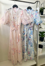 Kép betöltése a galériamegjelenítőbe: 5077 DALMACIA puffos ujjú ruha
