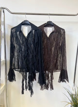 Kép betöltése a galériamegjelenítőbe: 4700 DANIELA csipke blúz
