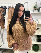 Kép betöltése a galériamegjelenítőbe: 8726 CELIA oversize pulóver
