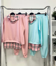 Kép betöltése a galériamegjelenítőbe: 38275 STATION jogging kockás ing betéttel
