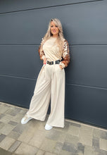 Kép betöltése a galériamegjelenítőbe: 33206 MIA bőszárú nadrág
