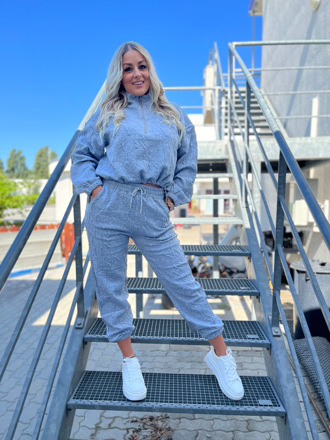 9205 Betű mintás jogging