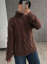 Kép betöltése a galériamegjelenítőbe: 1966 MARTINA fonott mintás kötött pulóver
