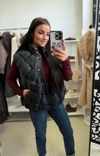 Kép betöltése a galériamegjelenítőbe: 7003 CLEO steppelt mellény
