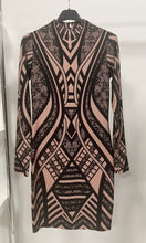 Kép betöltése a galériamegjelenítőbe: 20953 ELZA strasszköves mintás ruha
