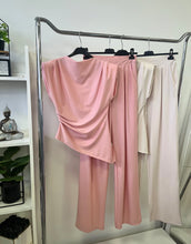 Kép betöltése a galériamegjelenítőbe: 39622 KAREN nadrág + felső szett
