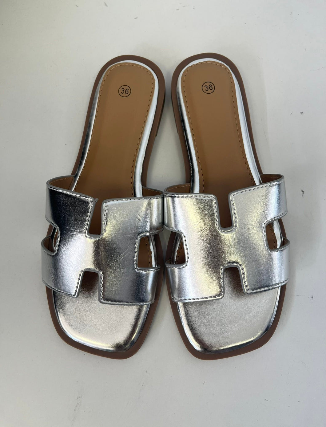 PS50 REA ezüst papucs