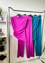 Kép betöltése a galériamegjelenítőbe: 39622 KAREN nadrág + felső szett
