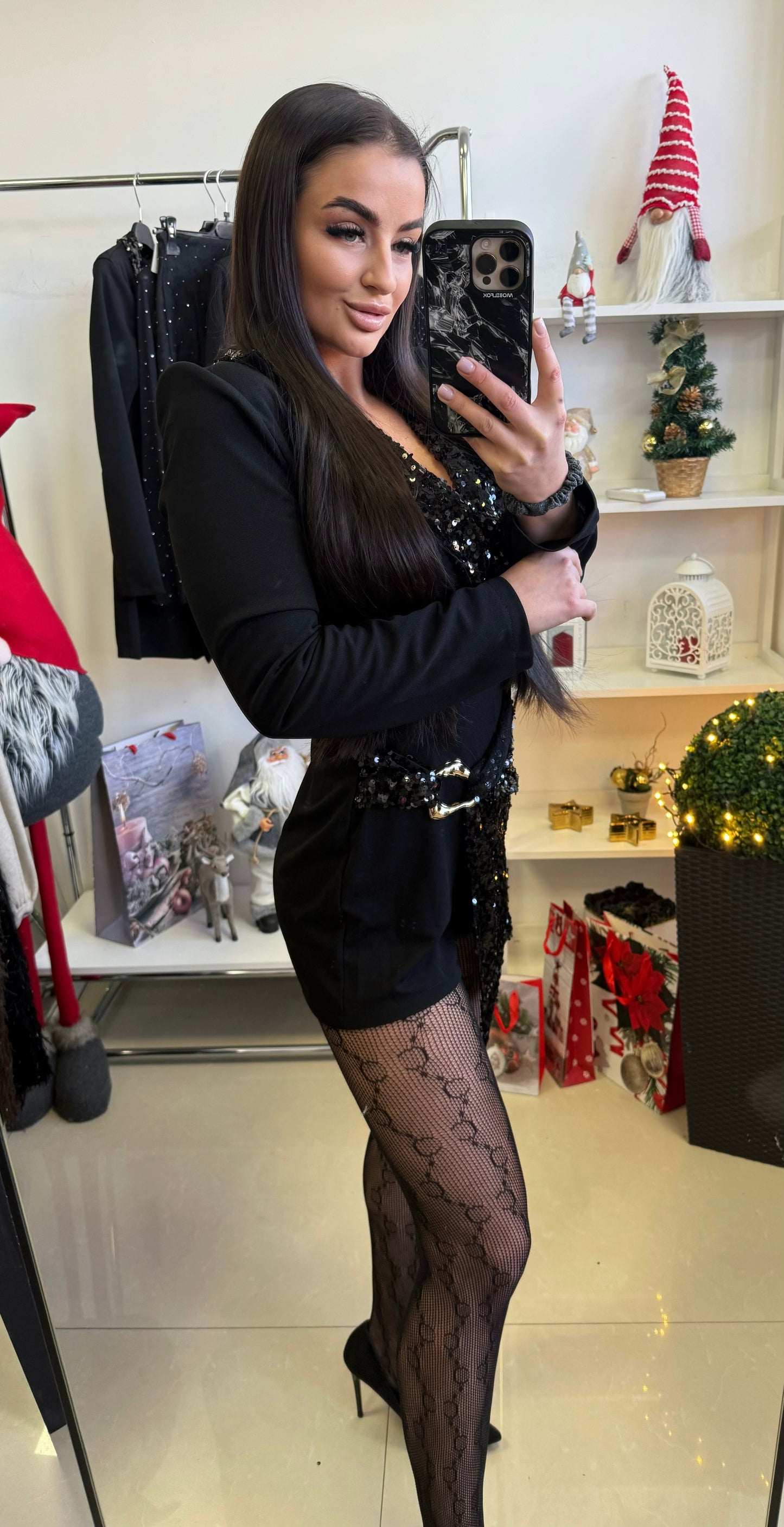 45809 KIRA flitteres sortoverál