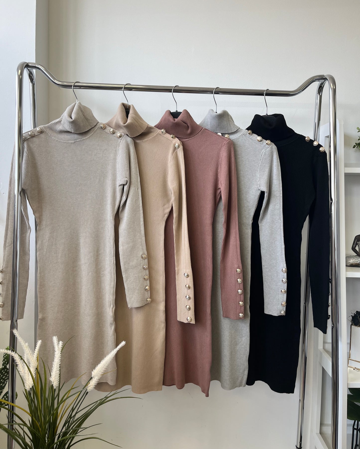 017 NATY basic bordás gombos kötött ruha