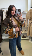 Kép betöltése a galériamegjelenítőbe: 7864 MANDA oversized mintás őszi kabát
