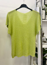 Kép betöltése a galériamegjelenítőbe: LUREX V nyakú felső
