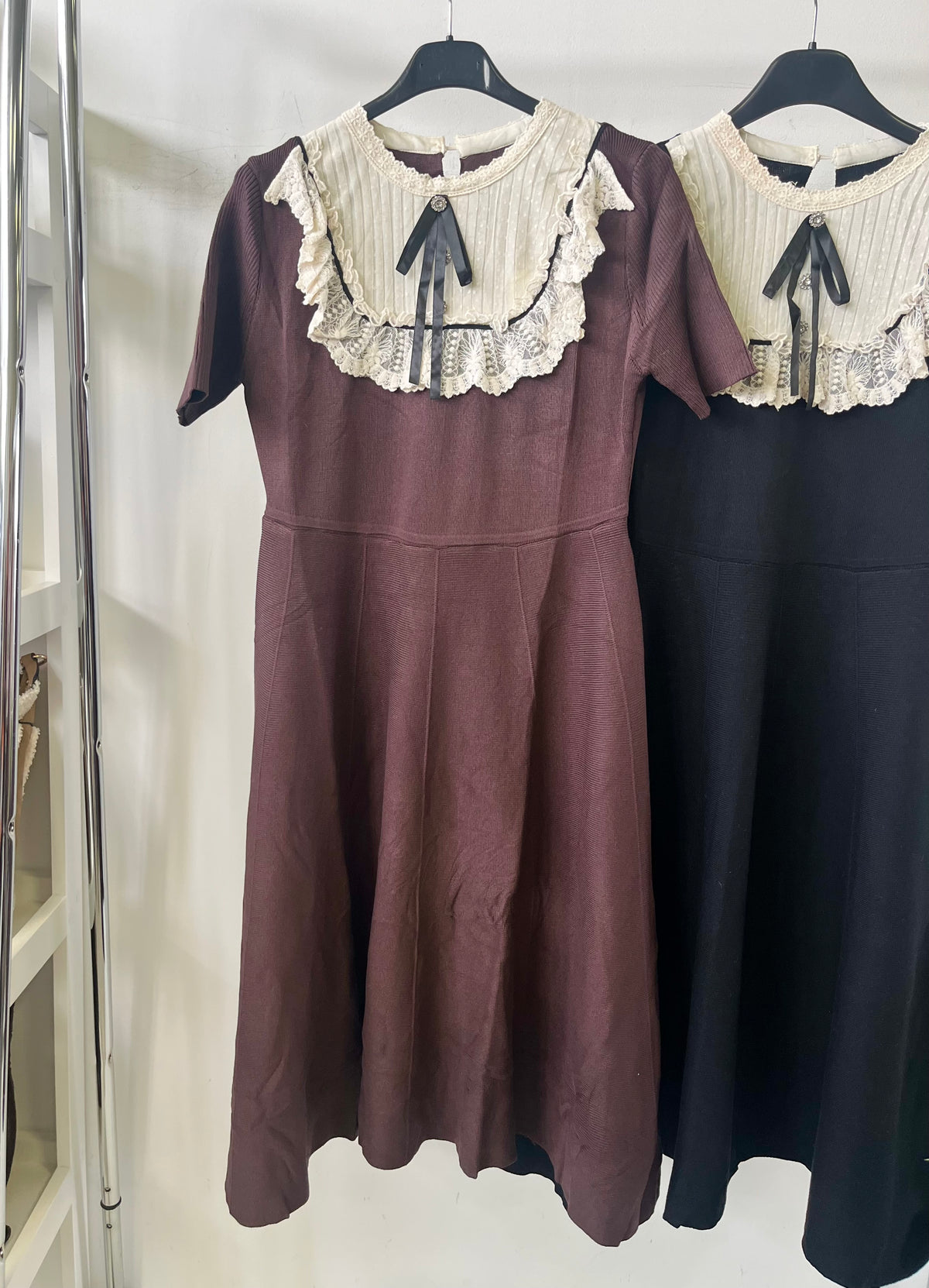 0215 AMELIE vintage csipkegalléros ruha