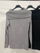 Kép betöltése a galériamegjelenítőbe: 5813 DANA BASIC felső
