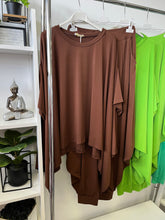 Kép betöltése a galériamegjelenítőbe: 20928 JÁZMIN felső + nadrág szett
