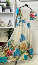 Kép betöltése a galériamegjelenítőbe: 12650 FLORA színes virágos vászon ruha
