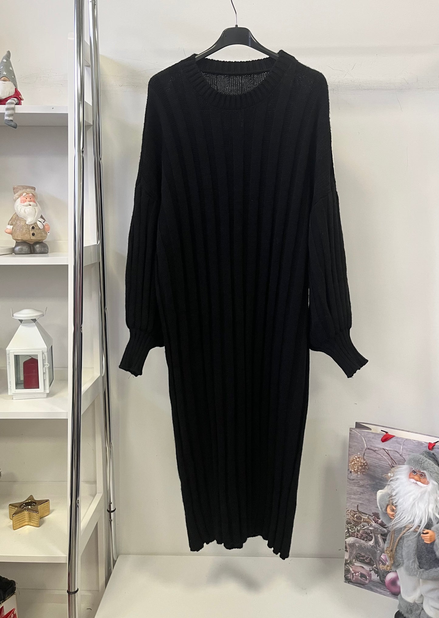 90859 MARA bordás maxi kötött ruha