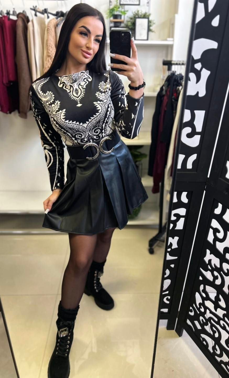 10585 PLÜSS mintás body