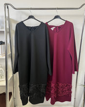 Kép betöltése a galériamegjelenítőbe: 9276 LOREN nagy méretű ruha
