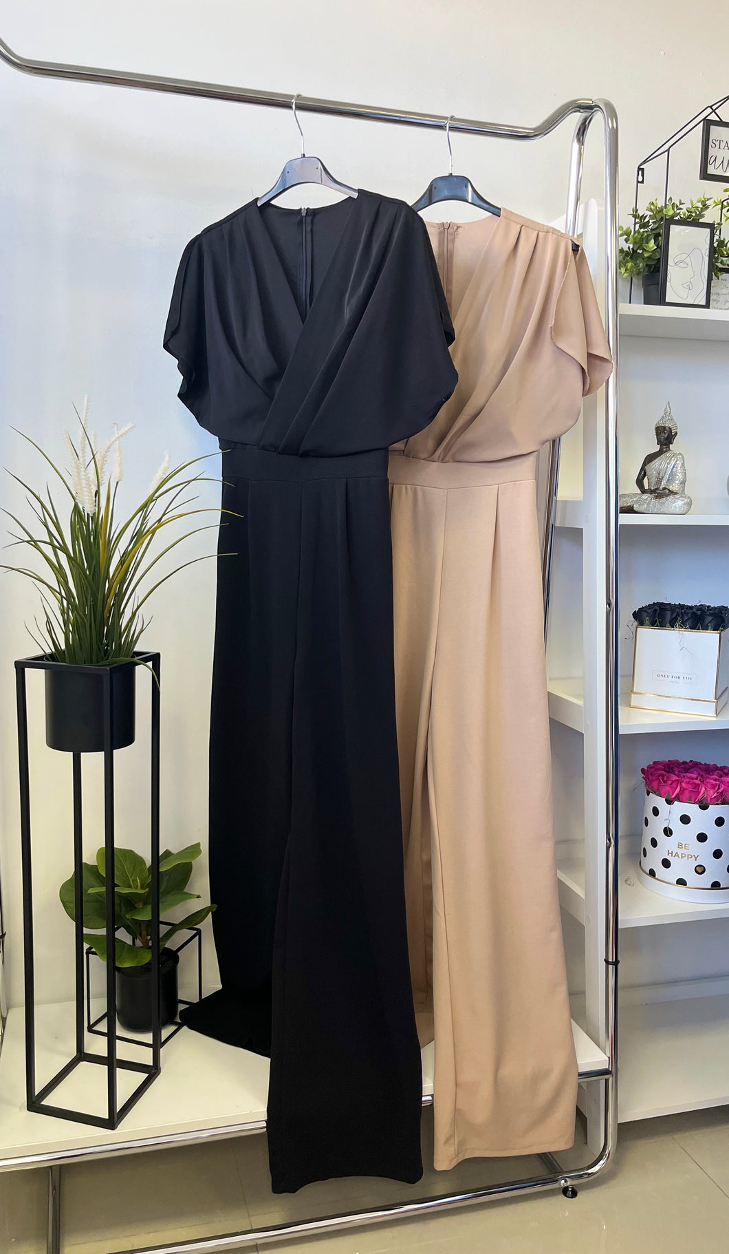 2380791 VELENCE Overál