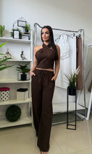 Kép betöltése a galériamegjelenítőbe: 27098 CARA nyakba kötős vászon szett
