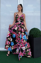 Kép betöltése a galériamegjelenítőbe: 9972 MARISA virágos nyári ruha
