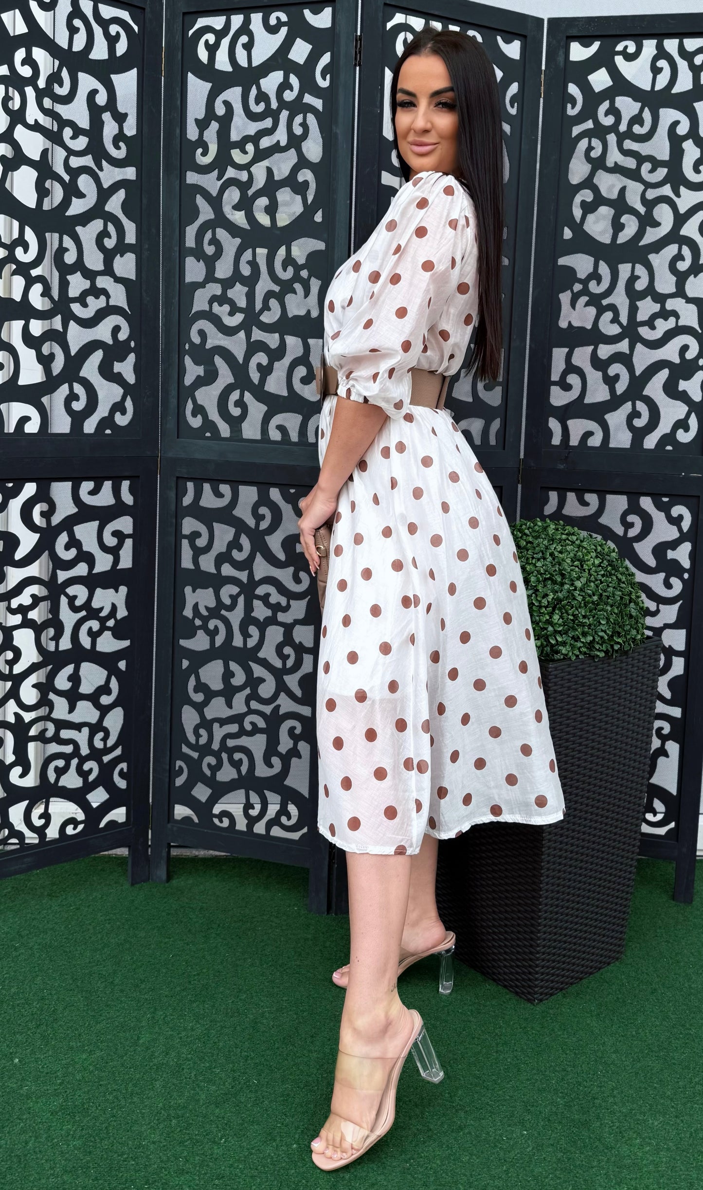 7407 DEBRA pöttyös műselyem ruha