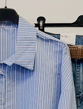 Kép betöltése a galériamegjelenítőbe: 45500 DENTA csíkos oversized ing

