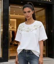 Kép betöltése a galériamegjelenítőbe: 5361 SELINA felső gyöngy dísszel
