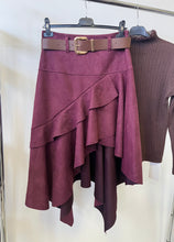 Kép betöltése a galériamegjelenítőbe: 005052 IRYNA fodros művelúr szoknya
