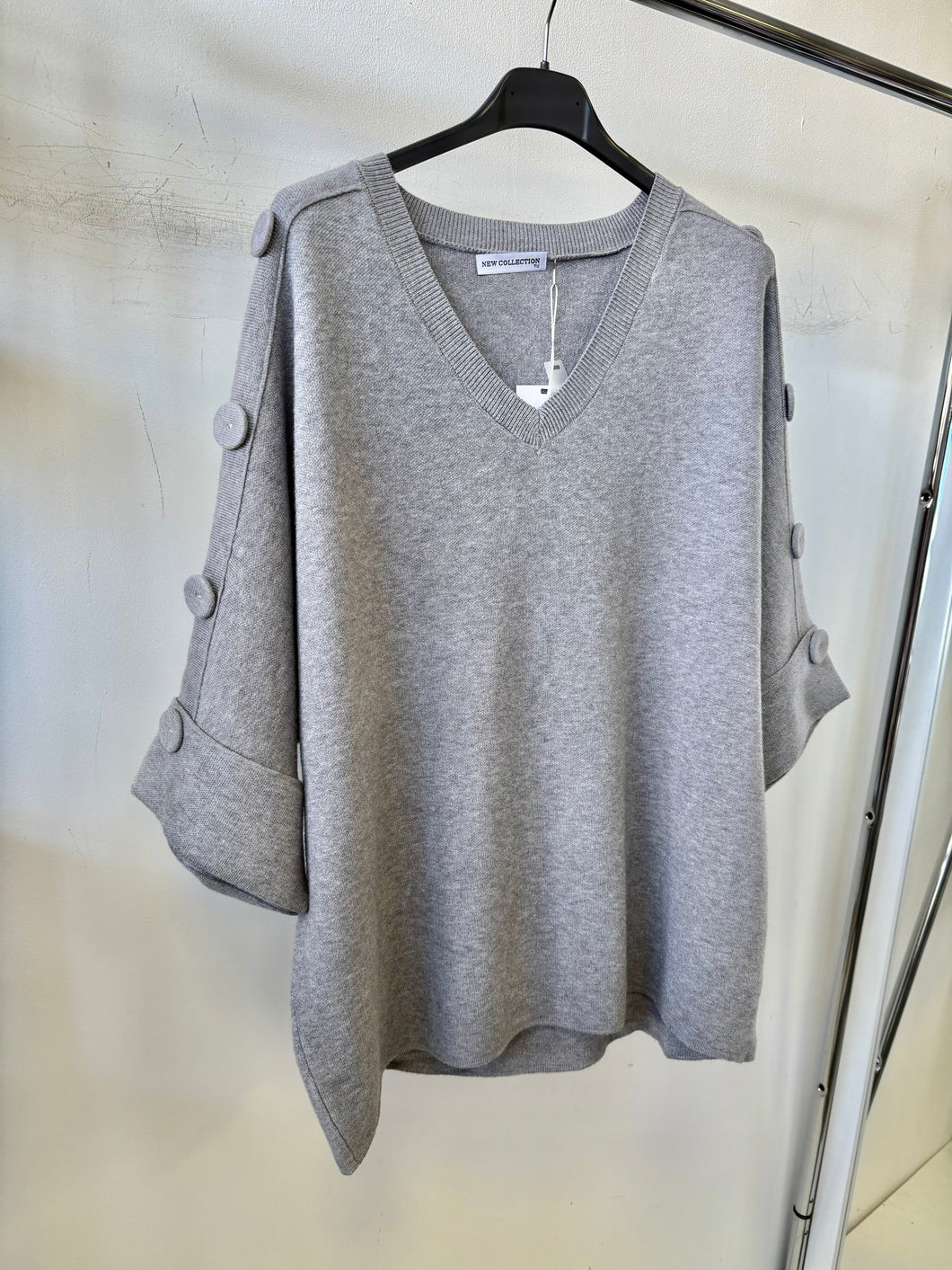 D300 COSMO gombos vállú kötött rövid ujjú pulóver