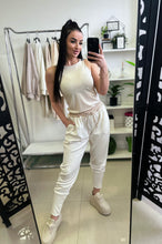 Kép betöltése a galériamegjelenítőbe: 63360 MIA gumis derekú nadrág
