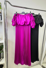 Kép betöltése a galériamegjelenítőbe: 10102 BETTA szatén nadrág+top szett
