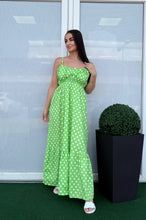 Kép betöltése a galériamegjelenítőbe: 1674 GREEN pöttyös vászon ruha
