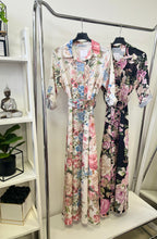 Kép betöltése a galériamegjelenítőbe: 10500 LUCY virágos öves vászon ruha
